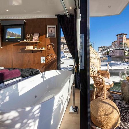 Escale Royale Frejus Hotel Eksteriør billede